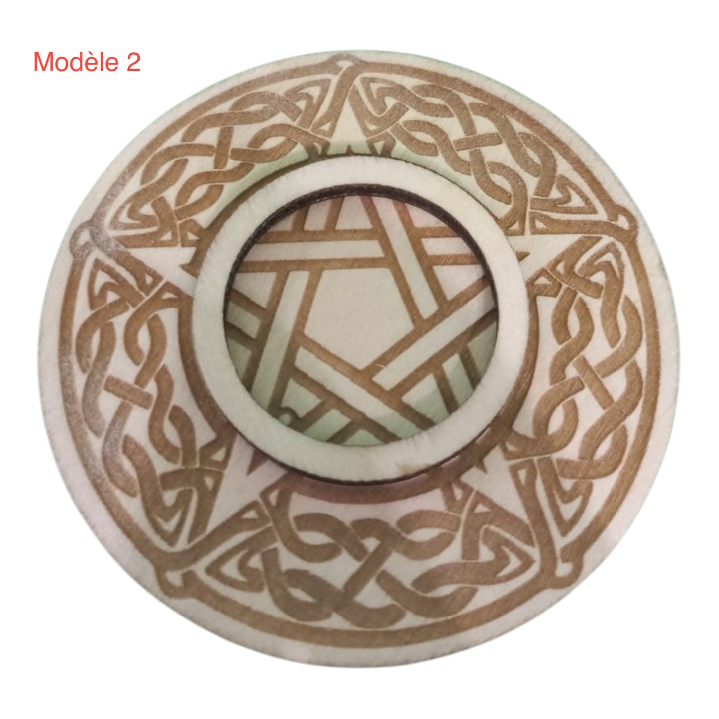 Support à pierre en bois avec pentacle, fabrication française et artisanale d'inspiration zen et bien-être , grossiste en lithothérapie et ésotérisme