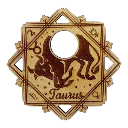 Support à pierre en bois, signe du zodiaque taureau  grossiste en lithothérapie et ésotérisme , fabrication française et artisanale , inspiration zen et bien-être